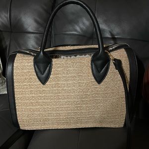 Black leather and wicker medium size tote